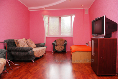 Vacation apartment, Kolasa-Yakuba-ul, 23, Kyiv, Borshhagovka, Goloseevskiy district, id 45247