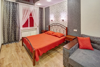 Vacation apartment, Rinok-pl, 34, Lviv, Galickiy district, id 5978
