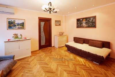 Vacation apartment, Nischinskogo-P-vul, 26, Lviv, Frankivskiy district, id 24365