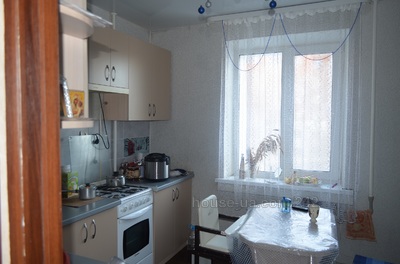 Buy an apartment, Khmelnitskogo-Bogdana-bulv, Poltava, Podils'kyi district, id 3704